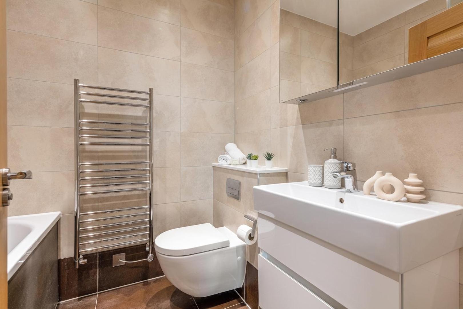 Bnbnook - Chic Fitzrovia 1br By Bloomsbury Apartment